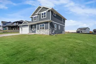 W5971 Lancaster Ln, Monroe, WI 53566 - Photo 3