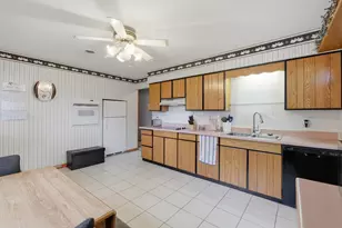630 Center St, Wonewoc, WI 53968 - Photo 9