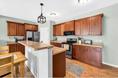 203 Wyalusing Drive, Madison, WI 53718 - Photo 7