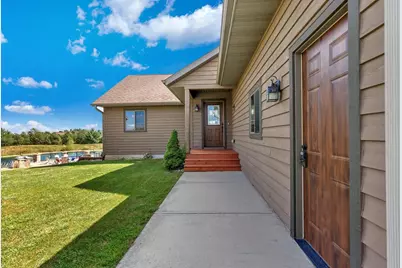 N8474 White Sand Court, New Lisbon, WI 53950 - Photo 7