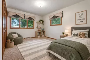 1414 Red Cloud Ln, Madison, WI 53704 - Photo 9