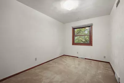 301 Williamsburg Way Court, Fitchburg, WI 53719 - Photo 11