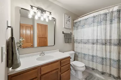 4122 Vidon Drive, Madison, WI 53704 - Photo 25