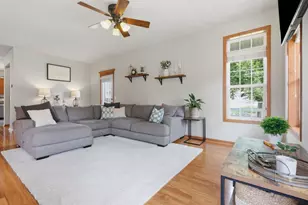 4122 Vidon Dr, Madison, WI 53704 - Photo 9