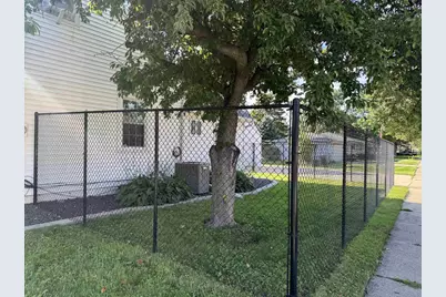 921 Benton Avenue, Janesville, WI 53545 - Photo 23