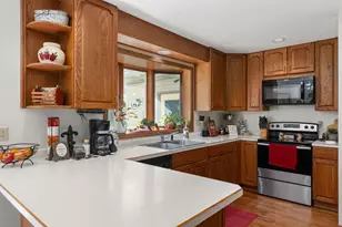 966 Sherman Dr, Marshall, WI 53559 - Photo 15