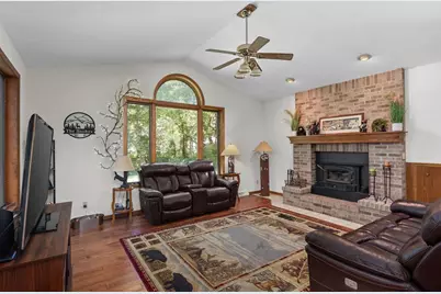 966 Sherman Drive, Marshall, WI 53559 - Photo 9