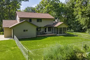 966 Sherman Dr, Marshall, WI 53559 - Photo 7
