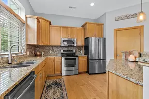 21 Halite Way, Fitchburg, WI 53711 - Photo 11
