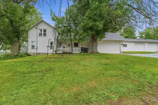 N1911 Hilltop Rd, Markesan, WI 53946 - Photo 5