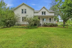 N1911 Hilltop Rd, Markesan, WI 53946 - Photo 3