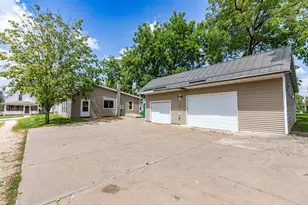 109 N Rogers St, Ridgeville, WI 53533 - Photo 3