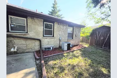 7400 W Villard Avenue, Milwaukee, WI 53218 - Photo 15