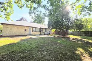 7400 W Villard Ave, Milwaukee, WI 53218 - Photo 17