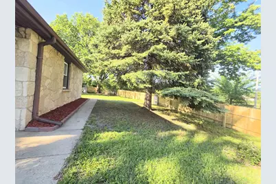 7400 W Villard Avenue, Milwaukee, WI 53218 - Photo 19