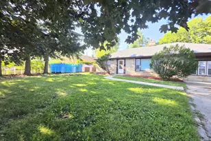 7400 W Villard Ave, Milwaukee, WI 53218 - Photo 11