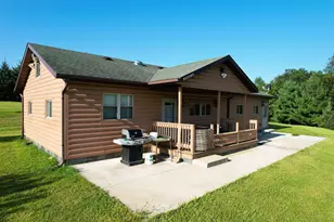 53951 Rounds Rd, Utica, WI 54631 - Photo 9