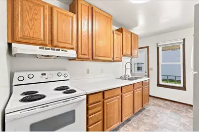 444-446 E Holum Street, DeForest, WI 53532 - Photo 15