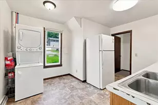 444-446 E Holum St, DeForest, WI 53532 - Photo 13