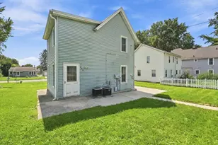 444-446 E Holum St, DeForest, WI 53532 - Photo 5