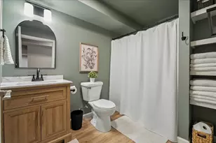 5477 N Peninsula Wy, Mcfarland, WI 53558 - Photo 39