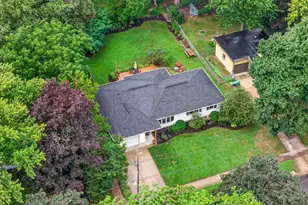 638 Orchard Dr, Madison, WI 53711 - Photo 9