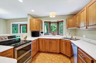 638 Orchard Dr, Madison, WI 53711 - Photo 23