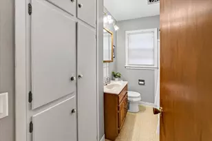 638 Orchard Dr, Madison, WI 53711 - Photo 43