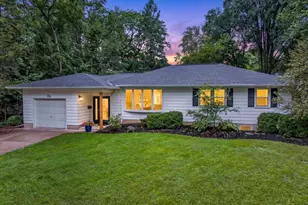 638 Orchard Dr, Madison, WI 53711 - Photo 3