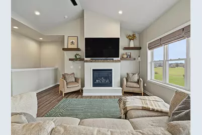 727 Badger Drive, Janesville, WI 53536 - Photo 11