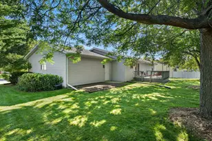 1309 Commonwealth Dr, Fort Atkinson, WI 53538 - Photo 37