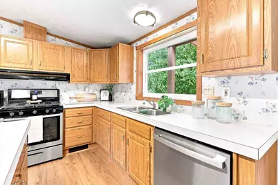430 Red Spruce Avenue, Baraboo, WI 53913 - Photo 11