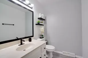3226 Dorchester Way, Madison, WI 53719 - Photo 19