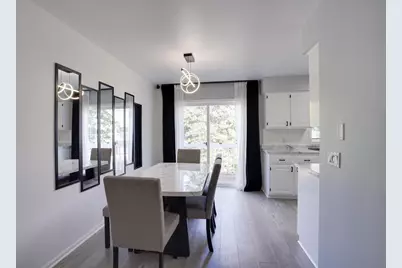 3226 Dorchester Way, Madison, WI 53719 - Photo 15