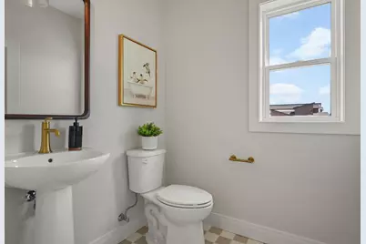 1422 Stonehaven Drive, Sun Prairie, WI 53590 - Photo 5