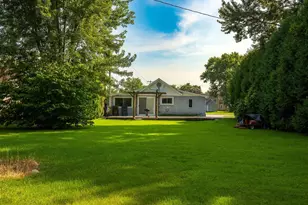 193 E Monroe St, Wyocena, WI 53969 - Photo 11