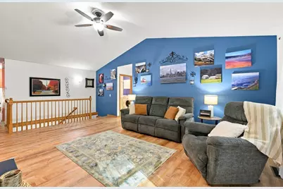 893 Chalfont Drive, Sun Prairie, WI 53590 - Photo 5