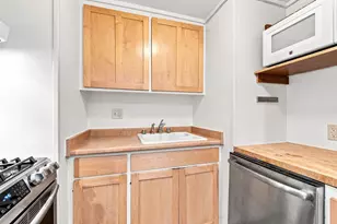 1211 Rutledge St, Madison, WI 53703 - Photo 17