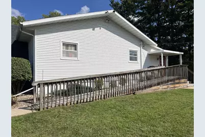 1230 House Street, Beloit, WI 53511 - Photo 3