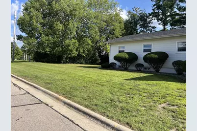 1230 House Street, Beloit, WI 53511 - Photo 5