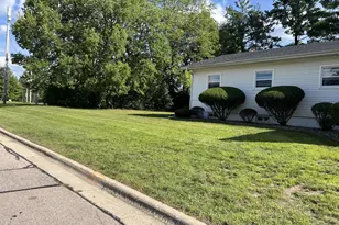 1230 House St, Beloit, WI 53511 - Photo 5
