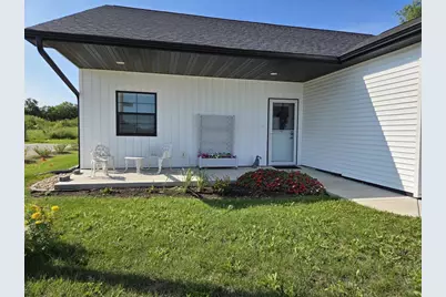 201 Boann Terrace, Belleville, WI 53508 - Photo 3