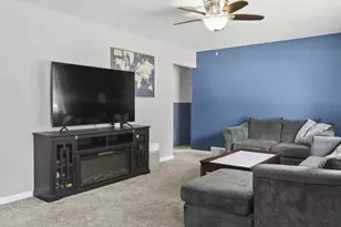 1325 W Conde St, Janesville, WI 53546 - Photo 13