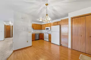 212 S Mountin Dr, Mayville, WI 53050 - Photo 7