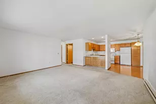 212 S Mountin Dr, Mayville, WI 53050 - Photo 5