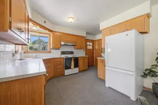 717 Cloute St, Fort Atkinson, WI 53538 - Photo 13