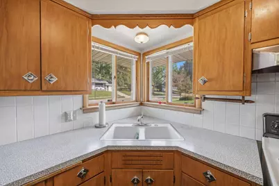717 Cloute Street, Fort Atkinson, WI 53538 - Photo 17