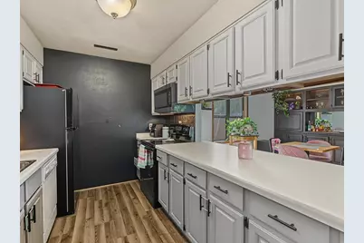 500 E Main Street #6, Sun Prairie, WI 53590 - Photo 15