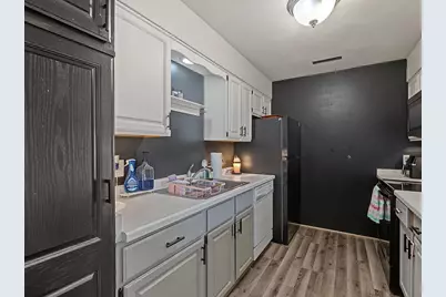 500 E Main Street #6, Sun Prairie, WI 53590 - Photo 11