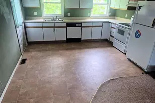 723 9th Ave, Baraboo, WI 53913 - Photo 17